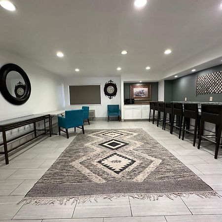 Desert Sands Inn & Suites Альбукерке Экстерьер фото