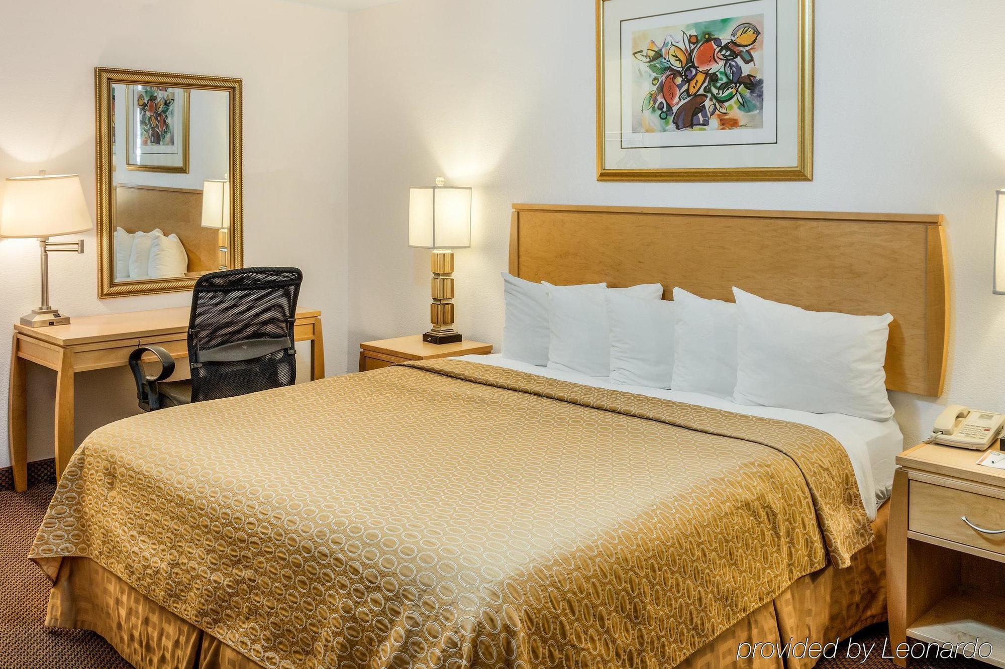 Desert Sands Inn & Suites Альбукерке Экстерьер фото
