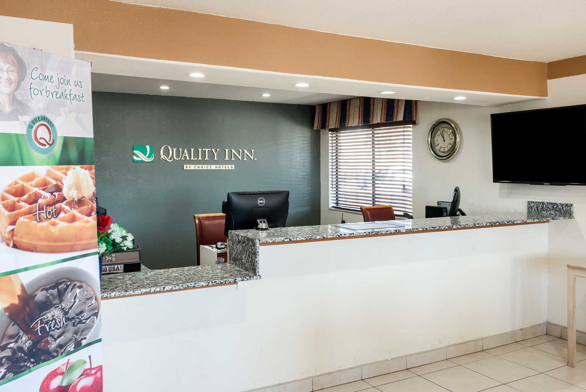 Desert Sands Inn & Suites Альбукерке Интерьер фото