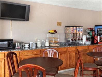Desert Sands Inn & Suites Альбукерке Ресторан фото